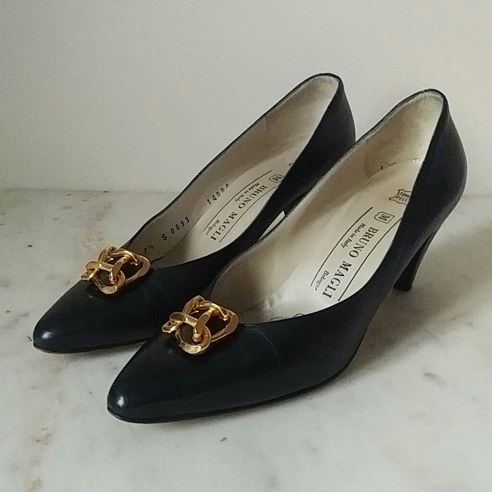 BRUNO MAGLI - raised gold buckle soft leather heel